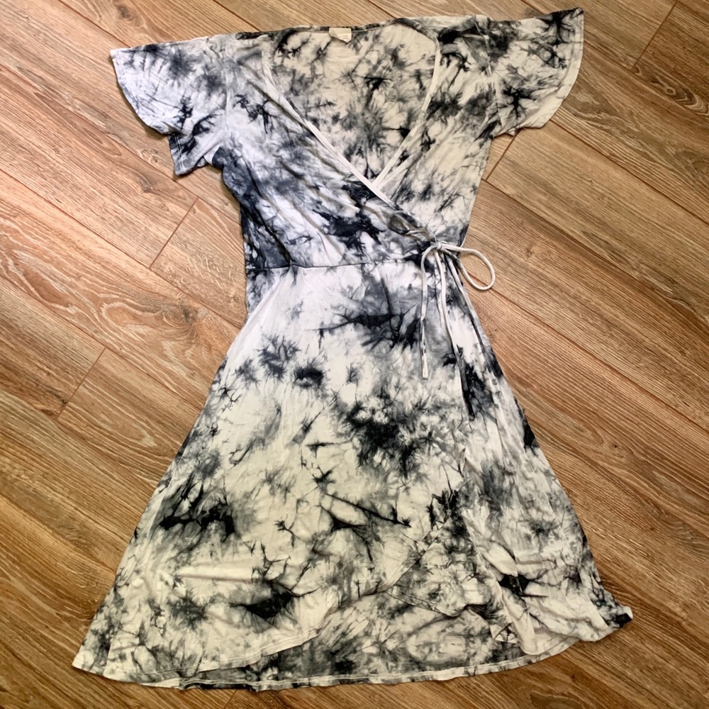 Caution To The Wind Wrap Dress 🌿